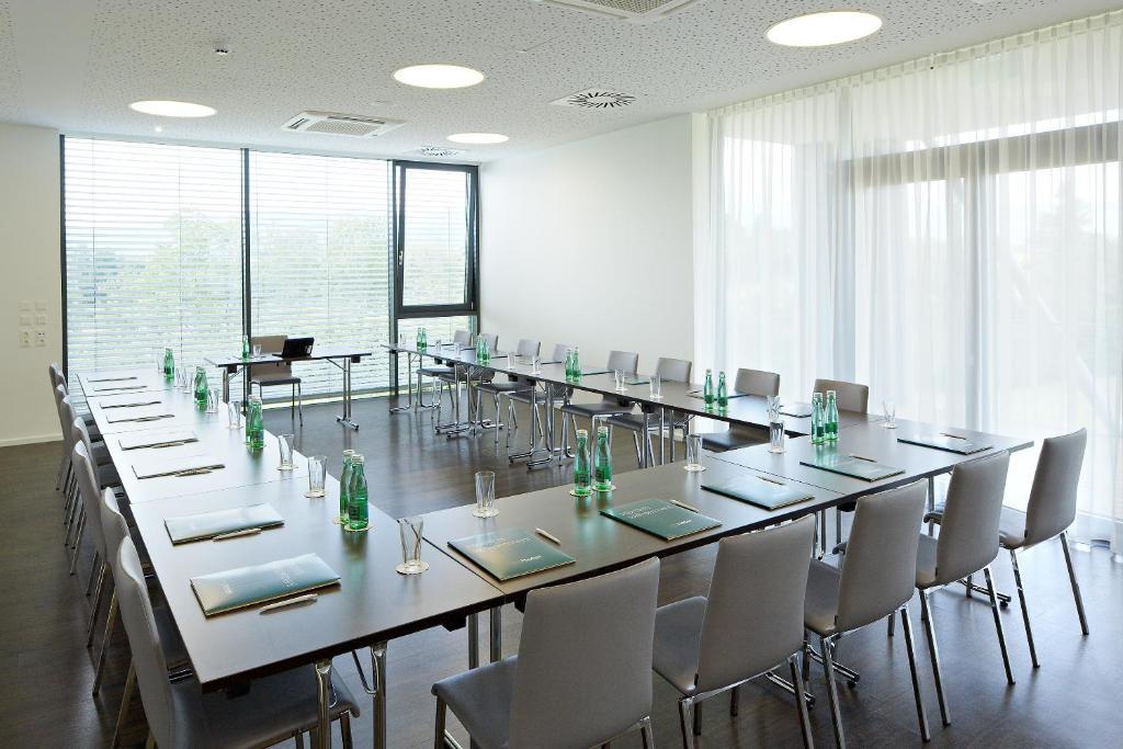 Mt Hotel Zeltweg Exterior photo